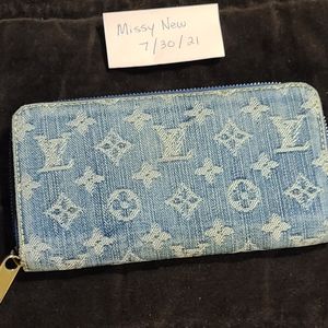 Louis Vuitton monogram denim zippy wallet